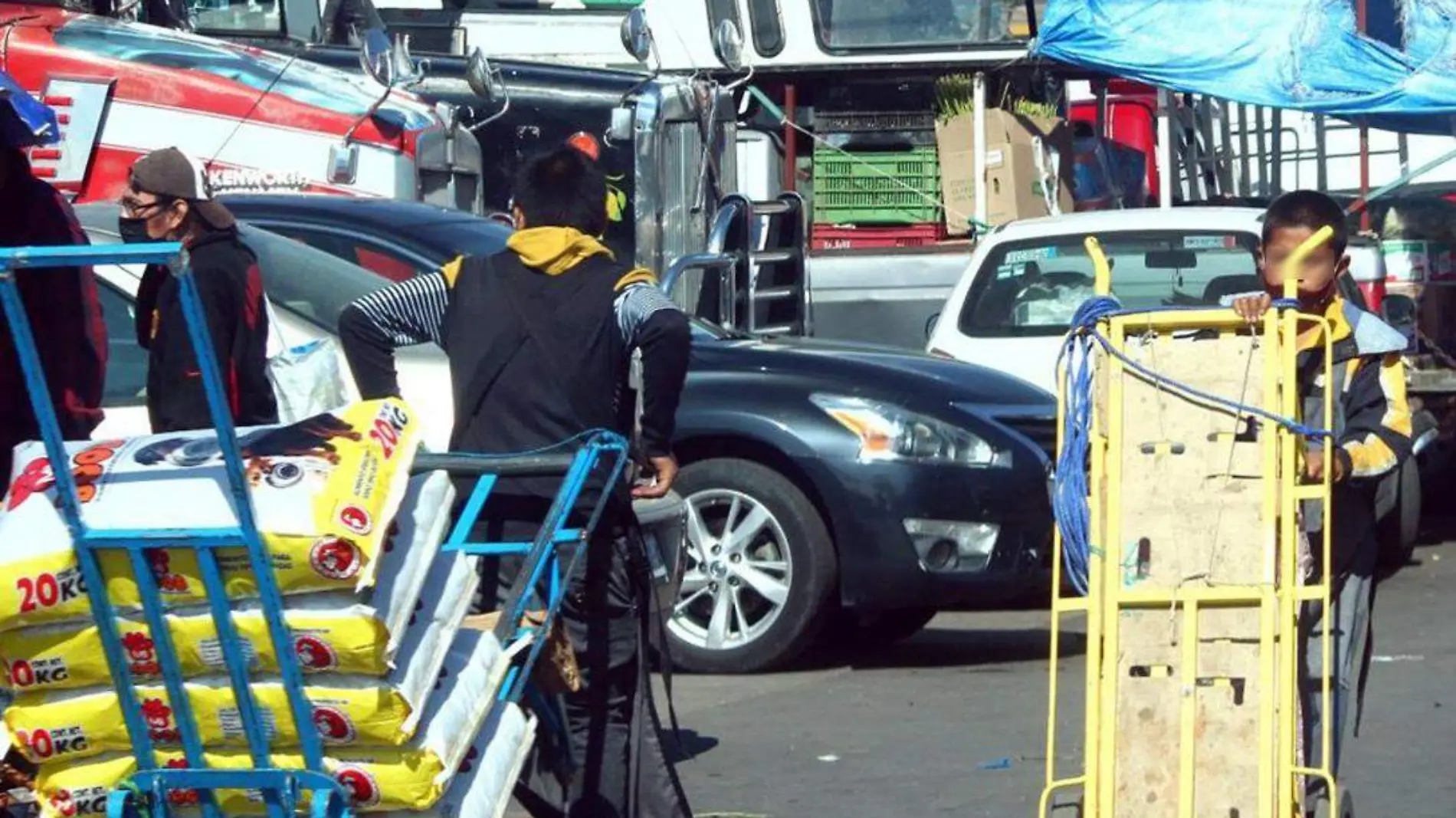 niños trabajando buena